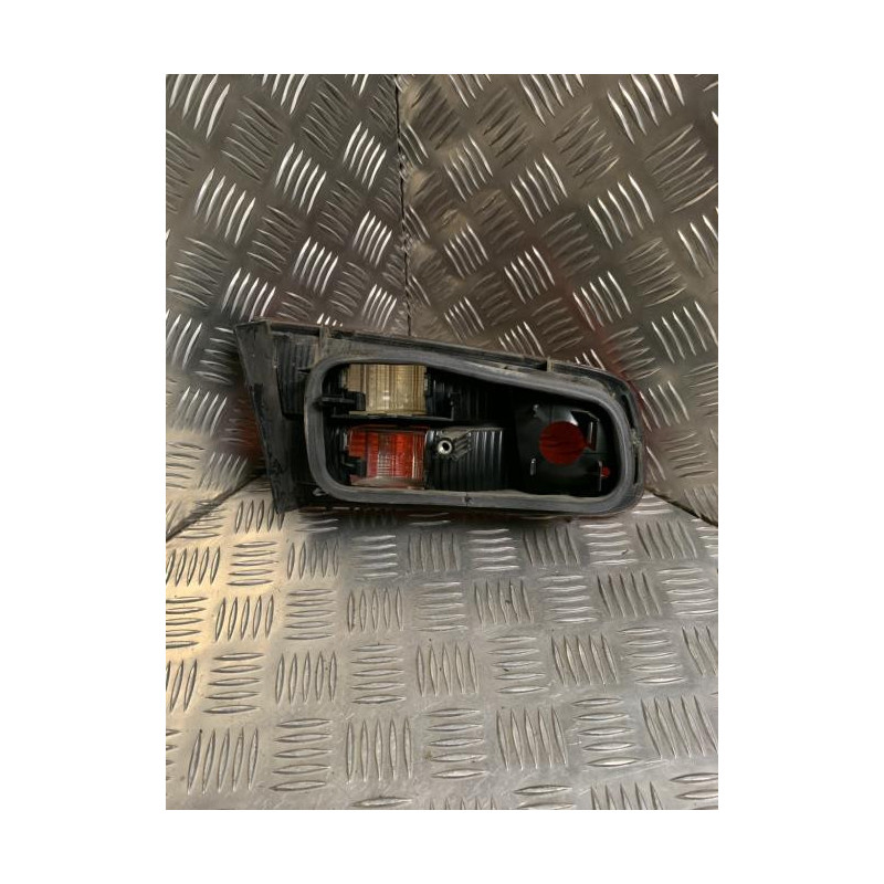 Feu arriere secondaire droit (feux) RENAULT LAGUNA 2 PHASE 1 d’occasion