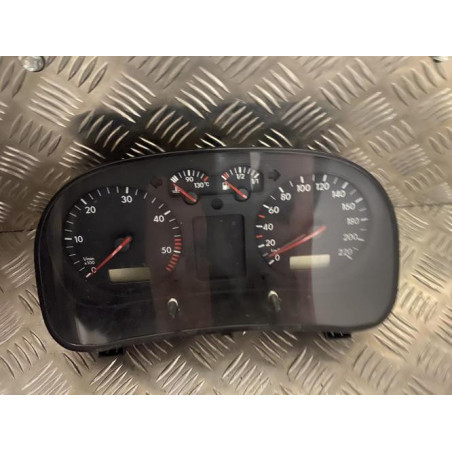 Compteur VOLKSWAGEN GOLF 4 d’occasion