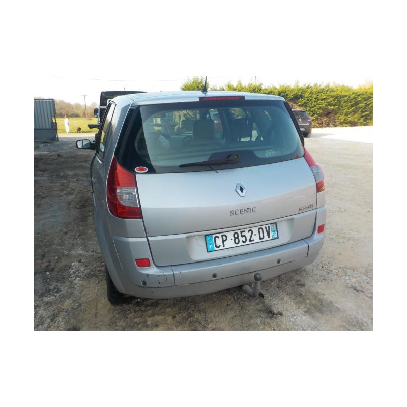 Poignee interieur avant droit RENAULT SCENIC 2 PHASE 2 d’occasion
