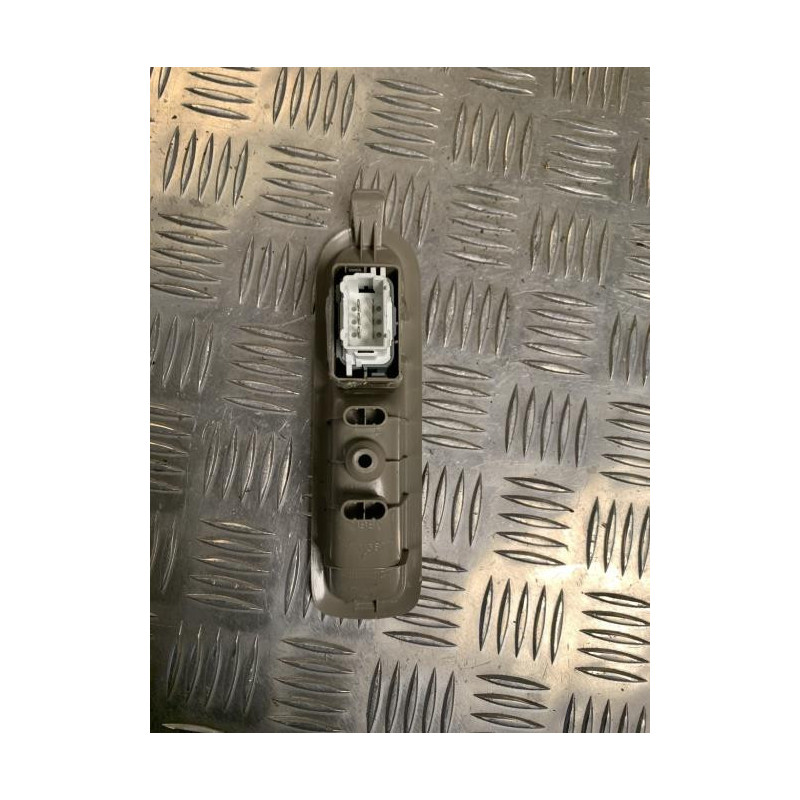 Interrupteur de leve vitre arriere droit RENAULT SCENIC 2 PHASE 2 d’occasion