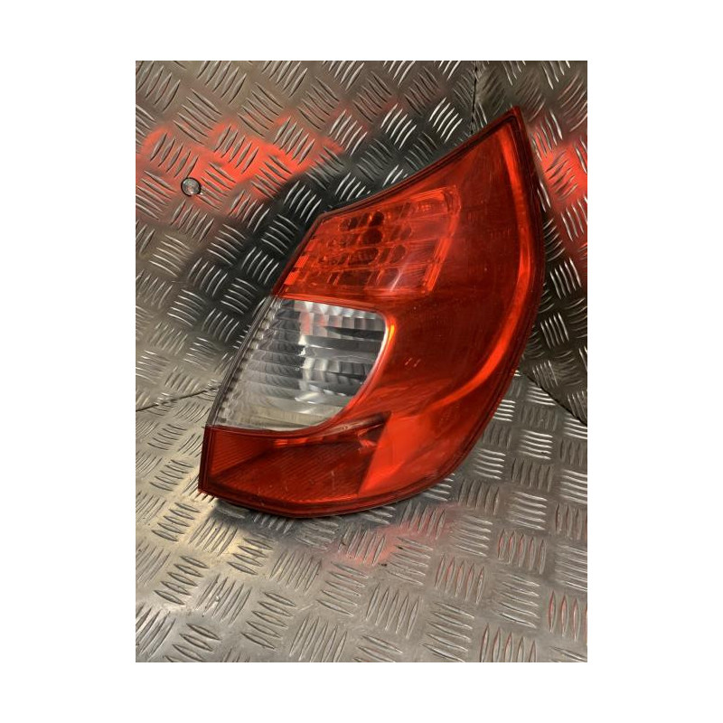 Feu arriere principal droit (feux) RENAULT SCENIC 2 PHASE 2 d’occasion