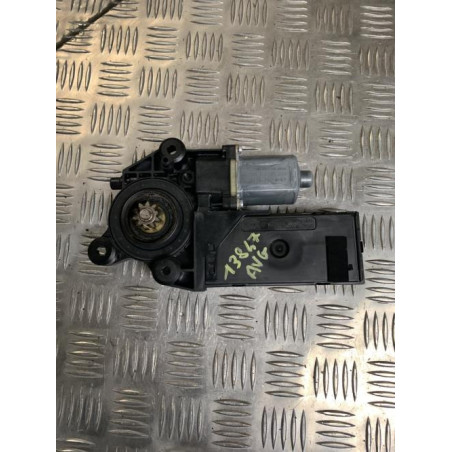 Moteur leve vitre avant gauche RENAULT MEGANE 3 PHASE 1 BREAK d’occasion