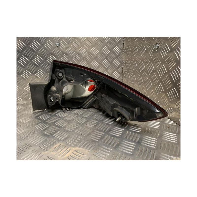 Feu arriere principal gauche (feux) RENAULT MEGANE 3 PHASE 1 BREAK d’occasion