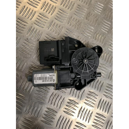 Moteur leve vitre avant droit RENAULT MEGANE 3 PHASE 1 BREAK d’occasion