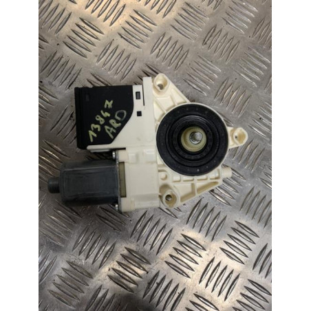 Moteur leve vitre arriere droit RENAULT MEGANE 3 PHASE 1 BREAK d’occasion