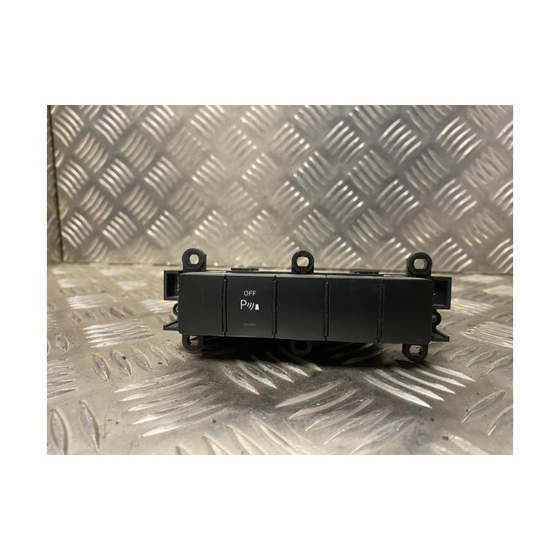 Bouton/Interrupteur MERCEDES CLASSE A 169 PHASE 1 d’occasion
