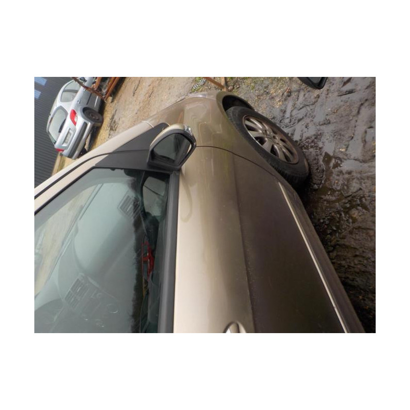 Eclairage de plafonnier MERCEDES CLASSE A 169 PHASE 1 d’occasion