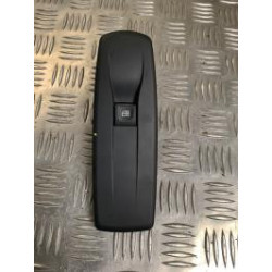 Interrupteur de leve vitre avant droit RENAULT MEGANE 3 PHASE 2 d’occasion