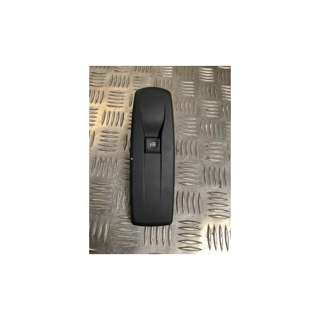 Interrupteur de leve vitre avant droit RENAULT MEGANE 3 PHASE 2 d’occasion