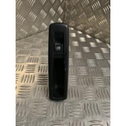 Interrupteur de leve vitre arriere droit RENAULT MEGANE 3 PHASE 2 d’occasion
