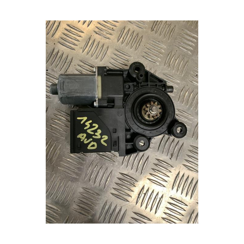 Moteur leve vitre avant droit RENAULT MEGANE 3 PHASE 2 d’occasion