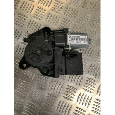 Moteur leve vitre avant droit RENAULT MEGANE 3 PHASE 2 d’occasion