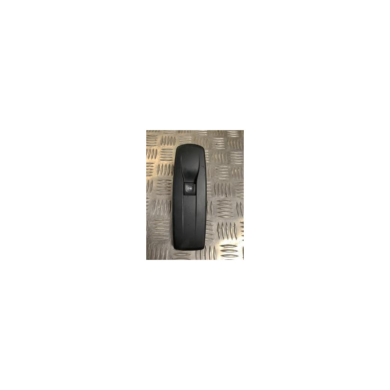 Interrupteur de leve vitre avant droit RENAULT MEGANE 3 PHASE 1 COUPE d’occasion