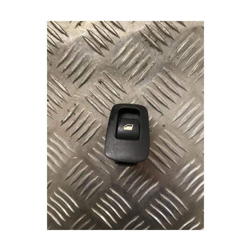 Interrupteur de leve vitre arriere gauche CITROEN C4 PICASSO 1 d’occasion