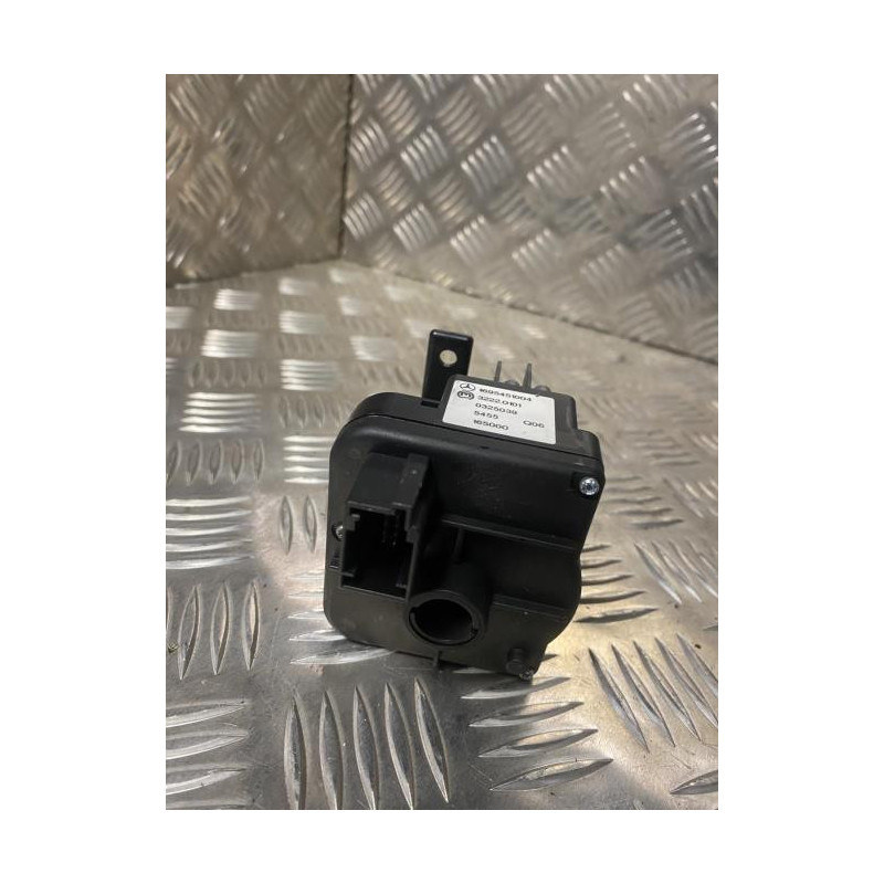 Commande de phare MERCEDES CLASSE A 169 PHASE 1 d’occasion