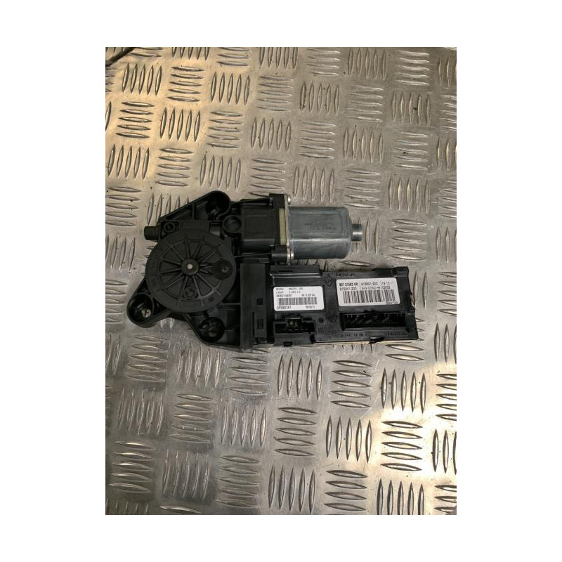 Moteur leve vitre avant gauche RENAULT MEGANE 3 PHASE 1 COUPE d’occasion