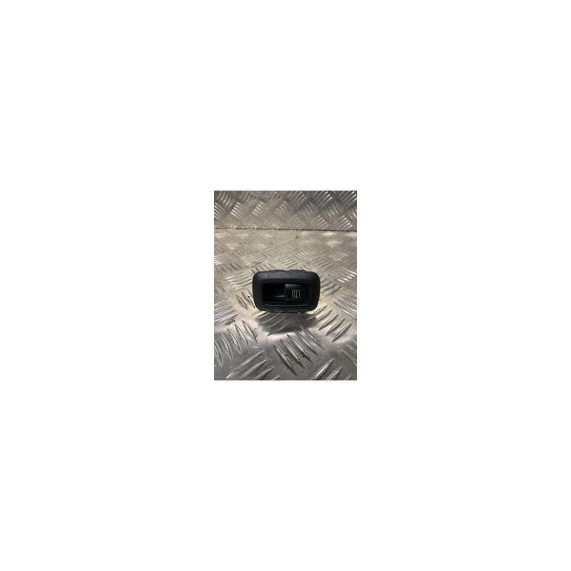 Interrupteur de leve vitre arriere gauche MERCEDES CLASSE A 169 PHASE 1 d’occasion
