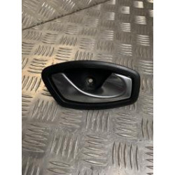 Poignee interieur arriere droit RENAULT LAGUNA 3 PHASE 3 d’occasion