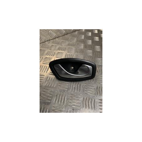 Poignee interieur arriere droit RENAULT LAGUNA 3 PHASE 3 d’occasion