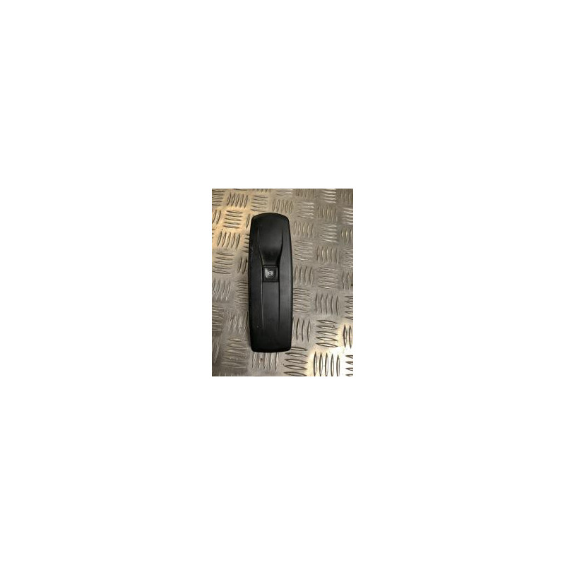 Interrupteur de leve vitre avant droit RENAULT MEGANE 3 PHASE 1 COUPE d’occasion