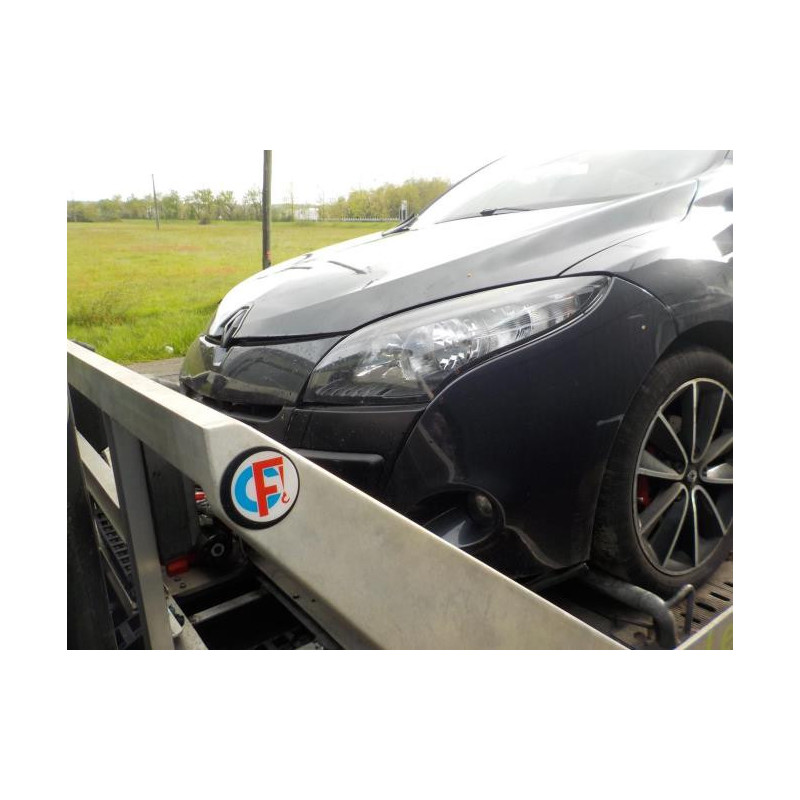 Interrupteur de leve vitre avant droit RENAULT MEGANE 3 PHASE 1 COUPE d’occasion