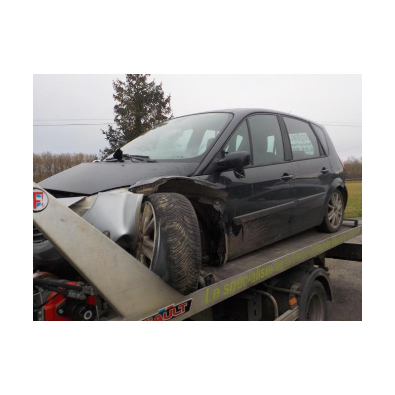 Platine feu arriere gauche RENAULT SCENIC 2 PHASE 2 d’occasion