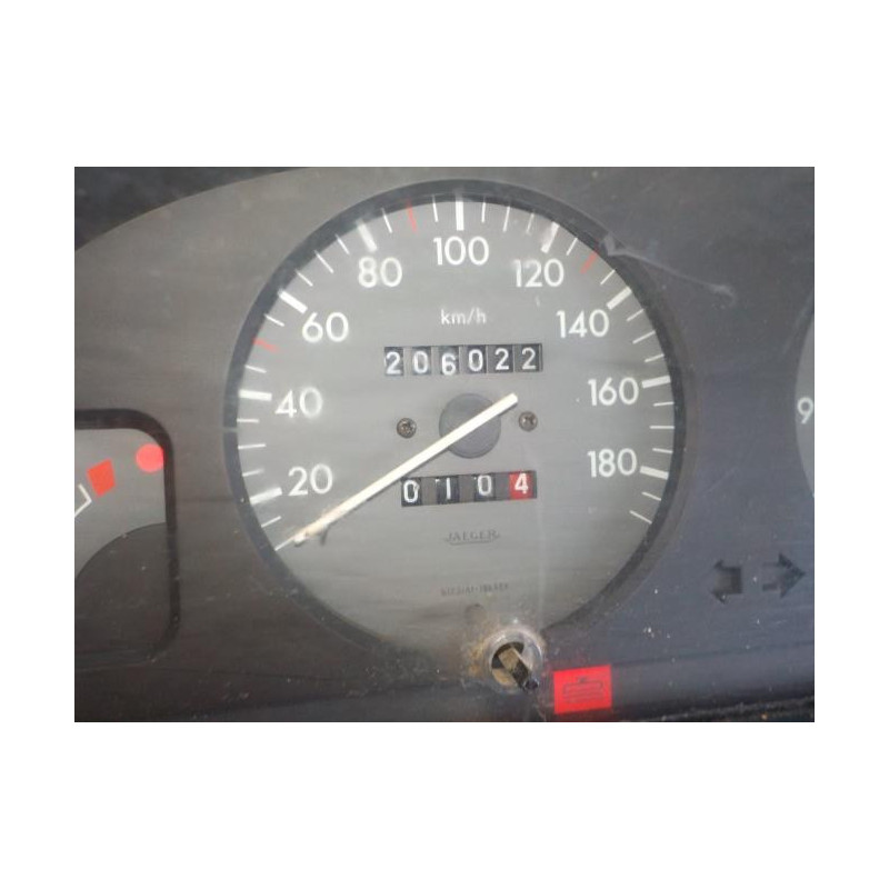 Enjoliveur de phare droit CITROEN BERLINGO 1 PHASE 1 d’occasion