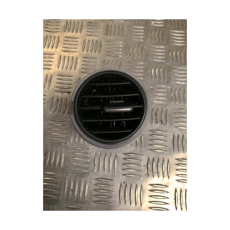 Aerateur tableau de bord avant droit AUDI A3 2 SPORTBACK PHASE 2 d’occasion
