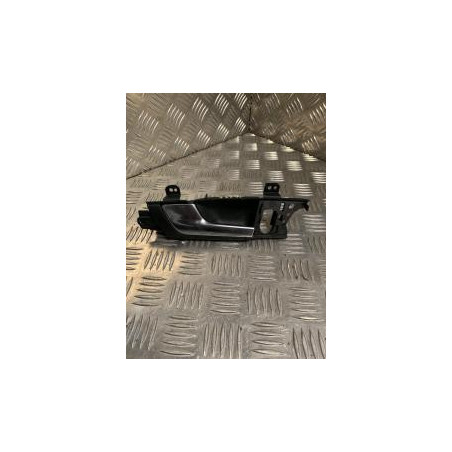 Poignee interieur avant gauche AUDI A3 2 SPORTBACK PHASE 2 d’occasion