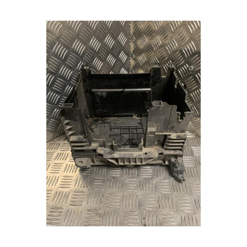 Coffre à batterie RENAULT CLIO 3 PHASE 1 BREAK d’occasion
