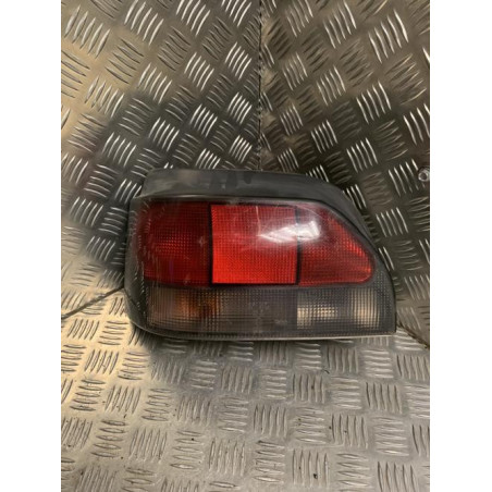 Feu arriere principal gauche (feux) RENAULT CLIO 1 PHASE 3 d’occasion