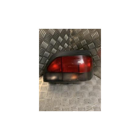 Feu arriere principal droit (feux) RENAULT CLIO 1 PHASE 3 d’occasion