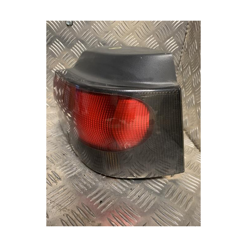 Feu arriere principal droit (feux) RENAULT CLIO 1 PHASE 3 d’occasion