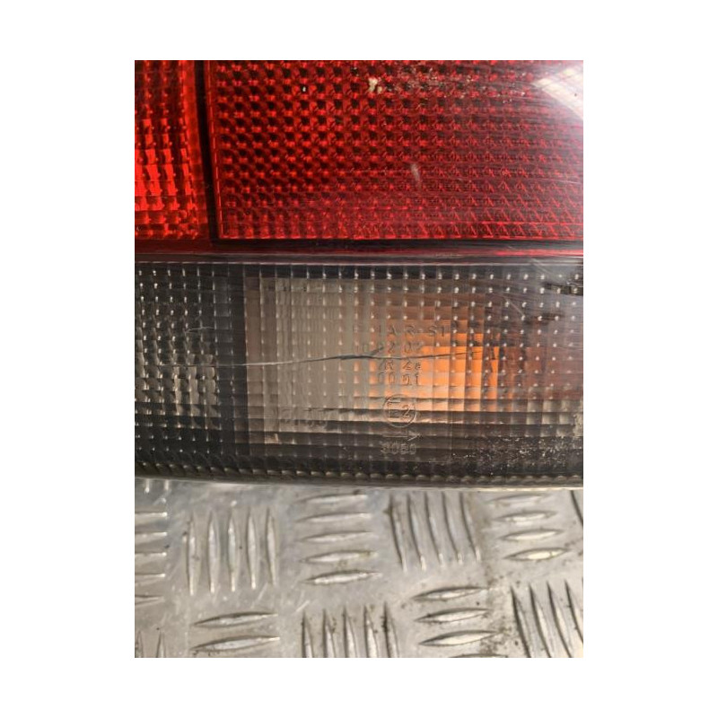 Feu arriere principal droit (feux) RENAULT CLIO 1 PHASE 3 d’occasion