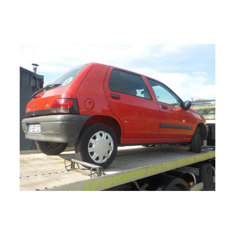 Platine feu arriere droit RENAULT CLIO 1 PHASE 3 d’occasion