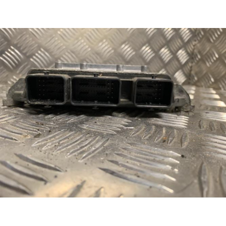 Calculateur moteur PEUGEOT PARTNER 1 PHASE 2 d’occasion