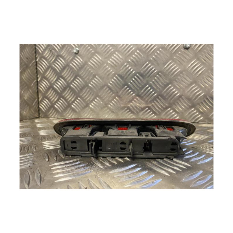 Feu arriere stop central RENAULT CLIO 1 PHASE 3 d’occasion
