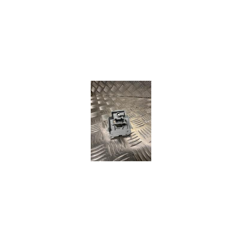 Platine feu arriere droit AUDI A4 3 PHASE 1 d’occasion