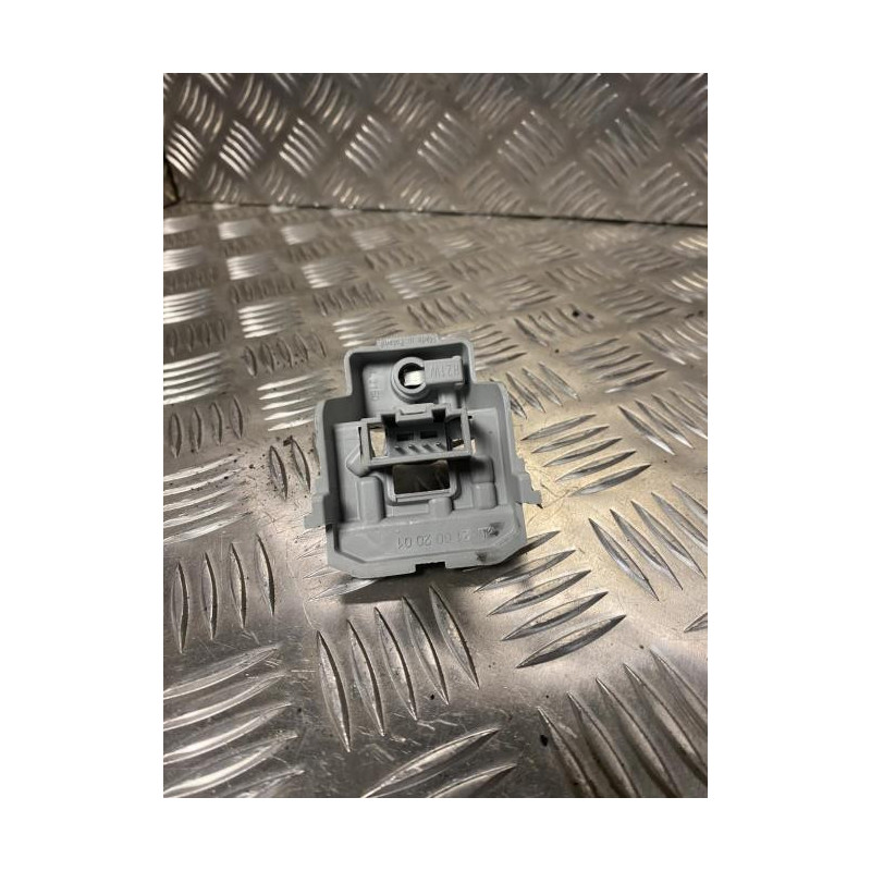 Platine feu arriere droit AUDI A4 3 PHASE 1 d’occasion