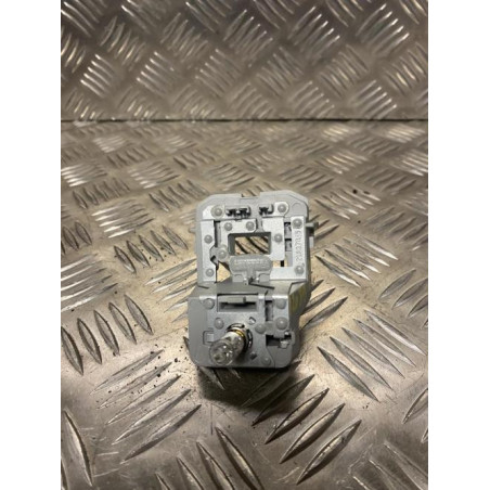 Platine feu arriere droit AUDI A4 3 PHASE 1 d’occasion
