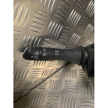 Commodo phare RENAULT MEGANE 4 PHASE 1 d’occasion