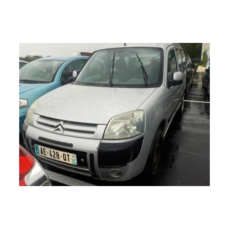 Moulure de pare choc avant CITROEN BERLINGO 1 PHASE 2 d’occasion