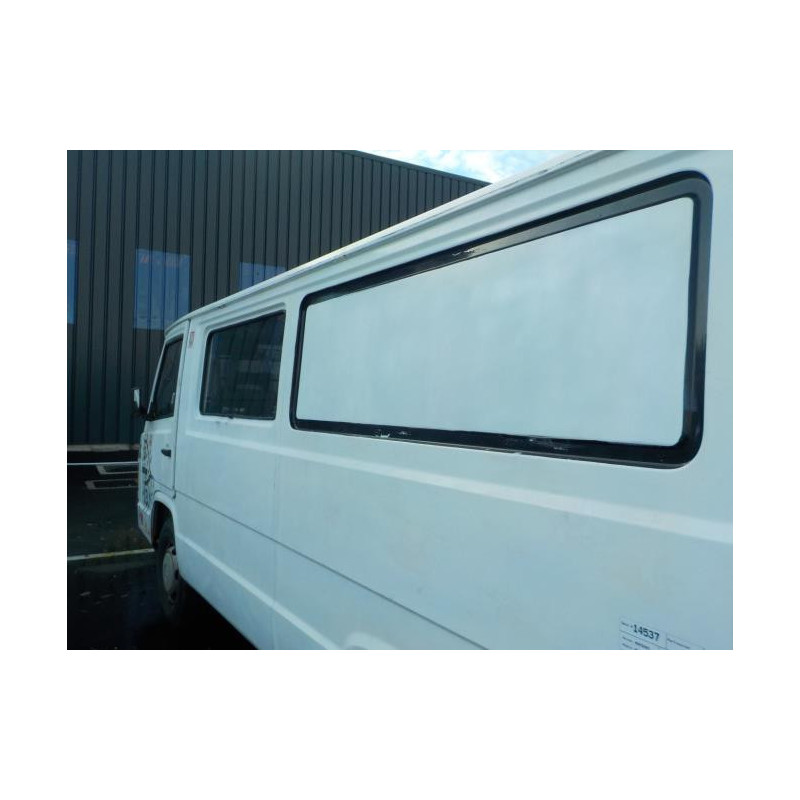 Boite a gants MERCEDES MB 100 631 d’occasion