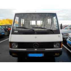 Capot MERCEDES MB 100 631 d’occasion