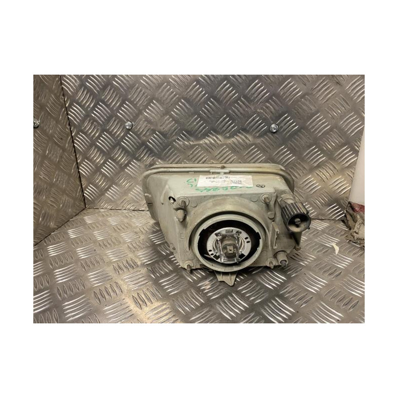 Optique avant principal droit (feux)(phare) RENAULT EXPRESS PHASE 1 d’occasion