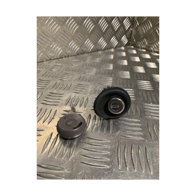 Serrure de coffre RENAULT TWINGO 1 PHASE 1 d’occasion
