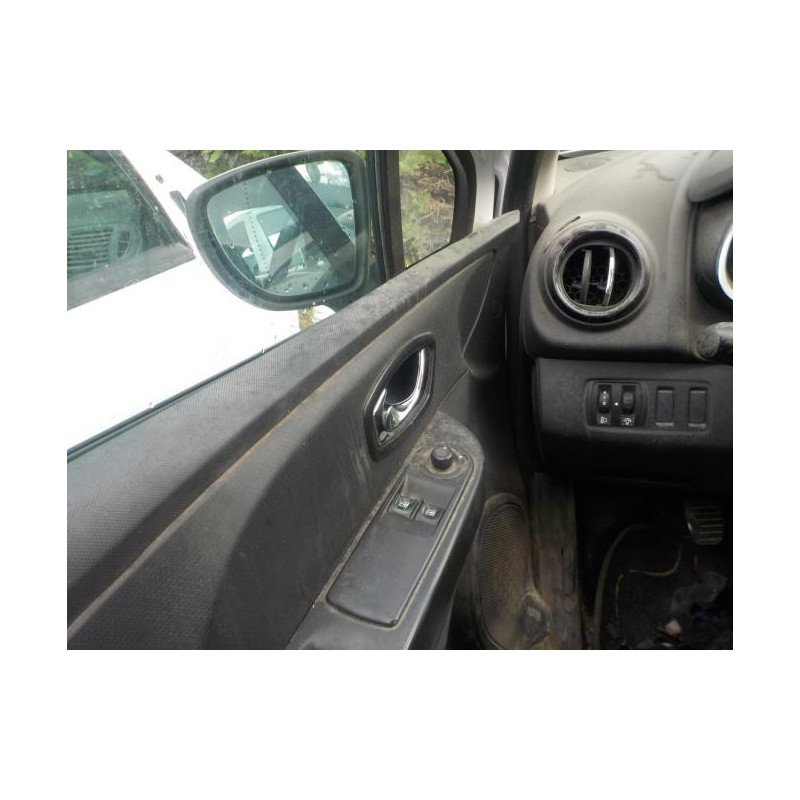 Coffre à batterie RENAULT CLIO 4 PHASE 1 d’occasion