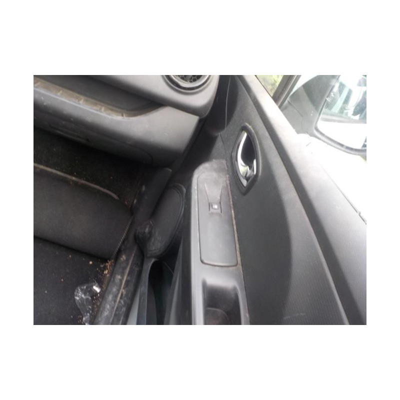 Coffre à batterie RENAULT CLIO 4 PHASE 1 d’occasion