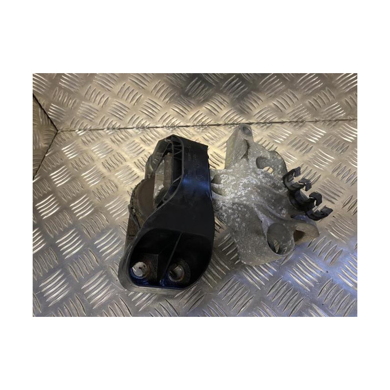 Support moteur droit RENAULT CLIO 4 PHASE 1 d’occasion