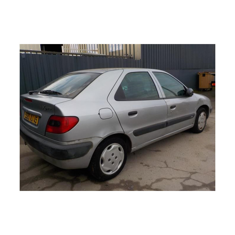 Charniere de hayon CITROEN XSARA PHASE 1 d’occasion